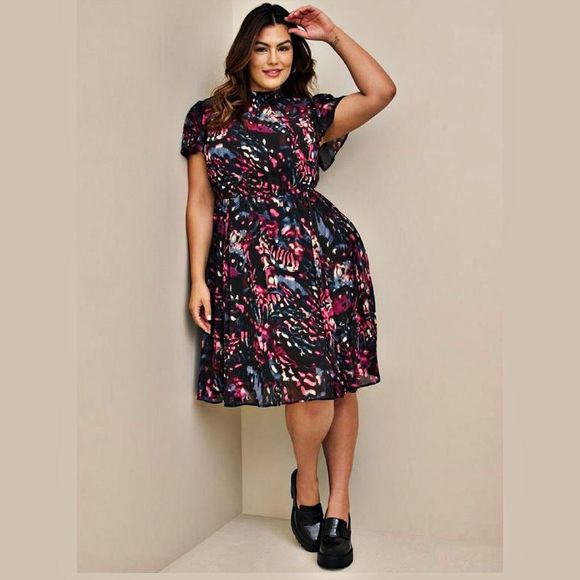 Torrid Mini Chiffon Smocked Dress Torrid 6 (US 6X / 30) Black Pink Blue Fuchsia - Picture 1 of 10